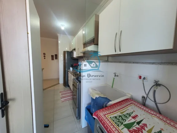 Imagem Apartamento com 3 dormitórios, MOBILIADO a venda em Ubatuba com localização privilegiada no bairro de Itaguá.- 300 metros da orla.