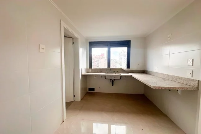 Imagem Apartamento à venda no bairro Petrópolis - Porto Alegre/RS