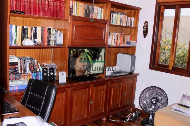 Imagem Casa com 4 Quartos à Venda, 640 m² em Jardim Do Golf I - Jandira