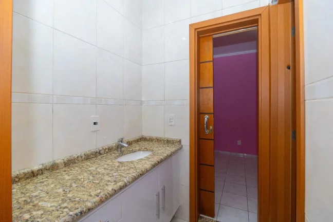 Imagem Casa bairro Campo Comprido 260 mts