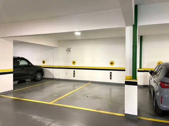 Imagem Apartamento com 1 suíte + 2 demi e 2 vagas de garagem em Balneário Camboriú/SC