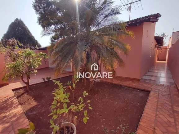 Imagem Casa com 3 dormitórios à venda, 230 m² por R$ 550.000,00 - Residencial Jardim Primavera - Itumbiara/GO