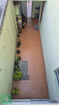 Imagem Sobrado à venda em São Paulo, Vila Liviero, com 3 quartos