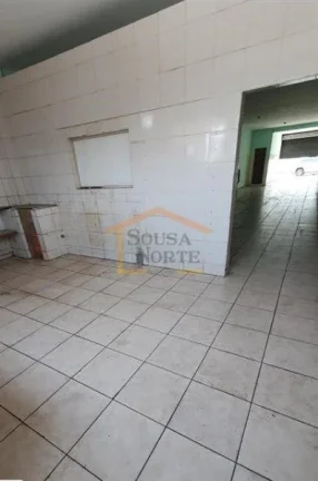 Imagem Salão comercial com 2 banheiros e 180m², no térreo.
Prédio com subsolo e 1º andar que estão lo...