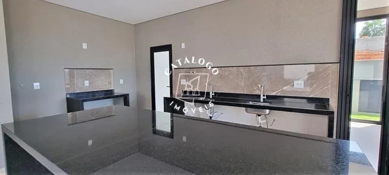 Imagem Casa em Condomínio a Venda no bairro Residencial e Empresarial Alphaville - Ribeirão Preto, SP