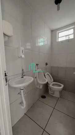 Imagem VENDE-SE IMÓVEL COMERCIAL NA AVENIDA CHAFIC FACURY COM PONTO DE COMÉRCIO INCLUIDO