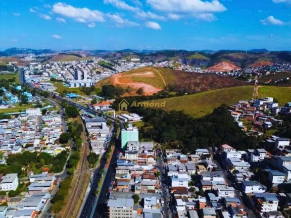 Imagem Lote à venda em Juiz de Fora, Benfica, 300m2