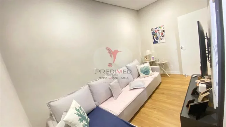Imagem Residencial Jardim Itamaraty, Casa com 3 Suites. 2 Vagas de Garagem