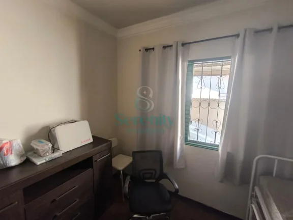 Imagem Casa à venda no Jardim Santa Mônica - 3 dormitórios - 1 suíte - 3 vagas - R$ 580.000,00 -Jardim Santa Mônica - Londrina/PR