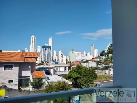 Imagem Casa / Sobrado para Venda em Balneário Camboriú / SC no bairro Ariribá