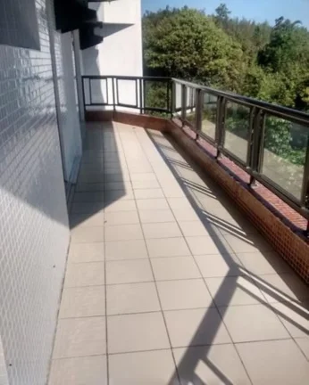 Imagem Apartamento à venda no Guarujá na Praia das Astúrias.