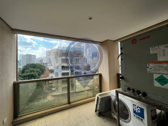 Imagem Sala Comercial de Alto Padrão na Vila Olímpia: 2 salas, 1 banheiro, 3 vagas, 115m² - São Paulo-SP