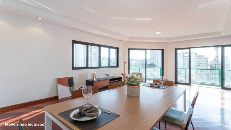 Imagem Apartamento 152M² Reformado, 4Q, 2 Suítes, 3 Banheiros, 3 Vagas, Piscina, Churrasqueira, Salão de Festas, Playground, Salão de Jogos, Espaço Gourmet.