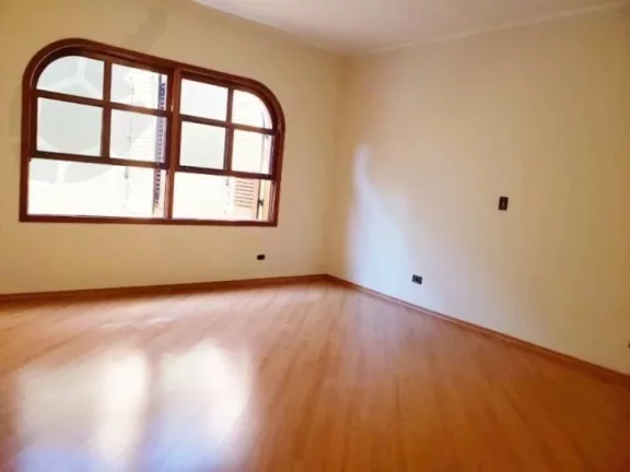 Imagem MAGNÍFICA RESIDÊNCIA * 5 SUÍTES * 5 GARAGENS * RUA TRANQUILA * SUPER SEGURA