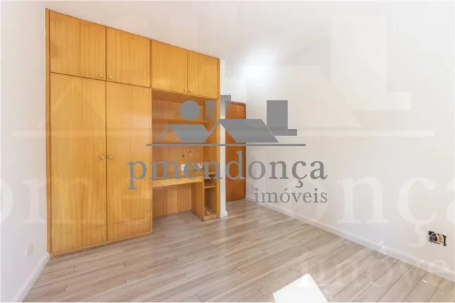 Imagem Apartamento à venda em Higienópolis com 4 quartos (1 suite) e 2 vagas, 200m2.