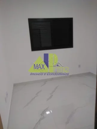 Imagem Imperdível: Casa à venda em São Paulo-SP, na Vila Granada, com 3 quartos, 3 suítes, 5 banheiros, 2 vagas e 117m². Aproveite!