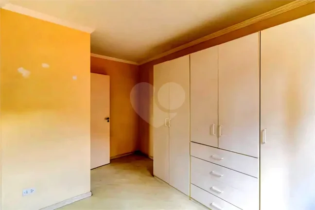 Imagem Casa à venda com 3 quartos, sendo 1 suíte, no condomínio Villa Bella, São Paulo - SP
