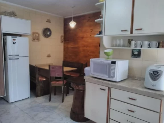 Imagem Casa com 6 dormitórios à venda, 371 m² por R$ 1.600.000,00 - Biritiba - Poá/SP