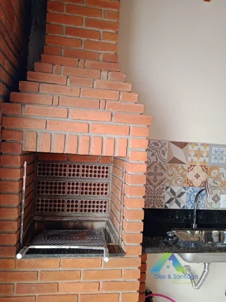 Imagem Sobrado à venda com 3 dormitórios e suíte na Vila das Mercês!!