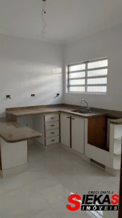 Imagem Oportunidade imperdível! Casa à venda em São Paulo-SP, Vila Carrão: 3 quartos, 1 suíte, 1 banheiro, 2 vagas, 175m². Confira!