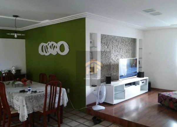 Imagem Casa com Piscina de 4 Quartos em Cajueiro, Recife