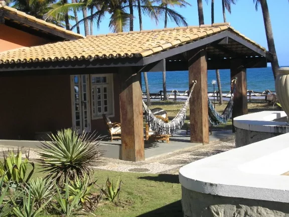 Imagem BUSCA VIDA - FRONTAL MAR - 26.392,00m2 DE ÁREA PLANA EM FRENTE AO CHARMOSO MAR DE BUSCA VIDA, PÉ NA AREIA. 100m DE TESTADA MAR