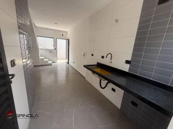 Imagem Sobrado com 2 dormitórios à venda, 57 m² por R$ 360.000,00 - Mirim - Praia Grande/SP