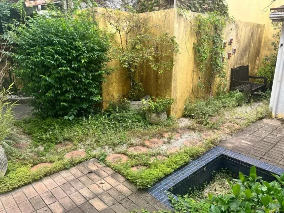Imagem Casa para Venda em São Paulo, Pinheiros, 2 dormitórios, 1 banheiro, 8 vagas