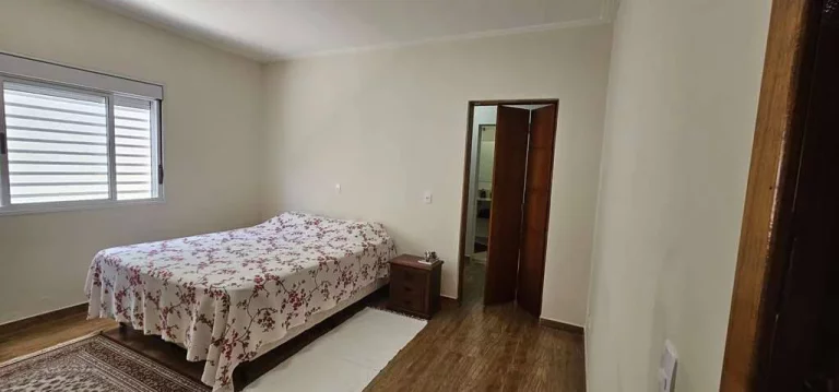 Imagem Chác Vale do Rio Cotia - 3stes, contemporânea e integrada Granja Viana