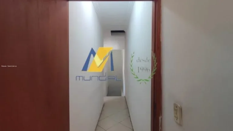 Imagem Sobrado à Venda com 160m², 3 suítes e 2 vagas!!!