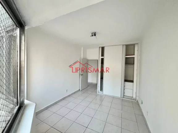 Imagem Oportunidade apartamento na praia do embaré em Santos, 1 vaga