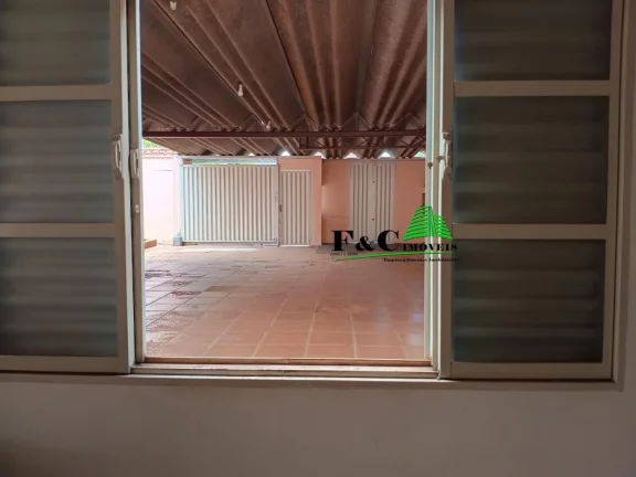 Imagem Casa para Venda em Limeira, Vila Queiroz, 4 dormitórios, 1 suíte, 2 banheiros, 4 vagas