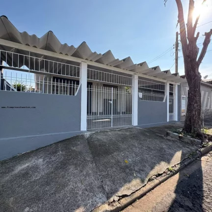 Imagem Casa para Venda em Limeira, Jardim Nova Suíça, 4 dormitórios, 2 banheiros