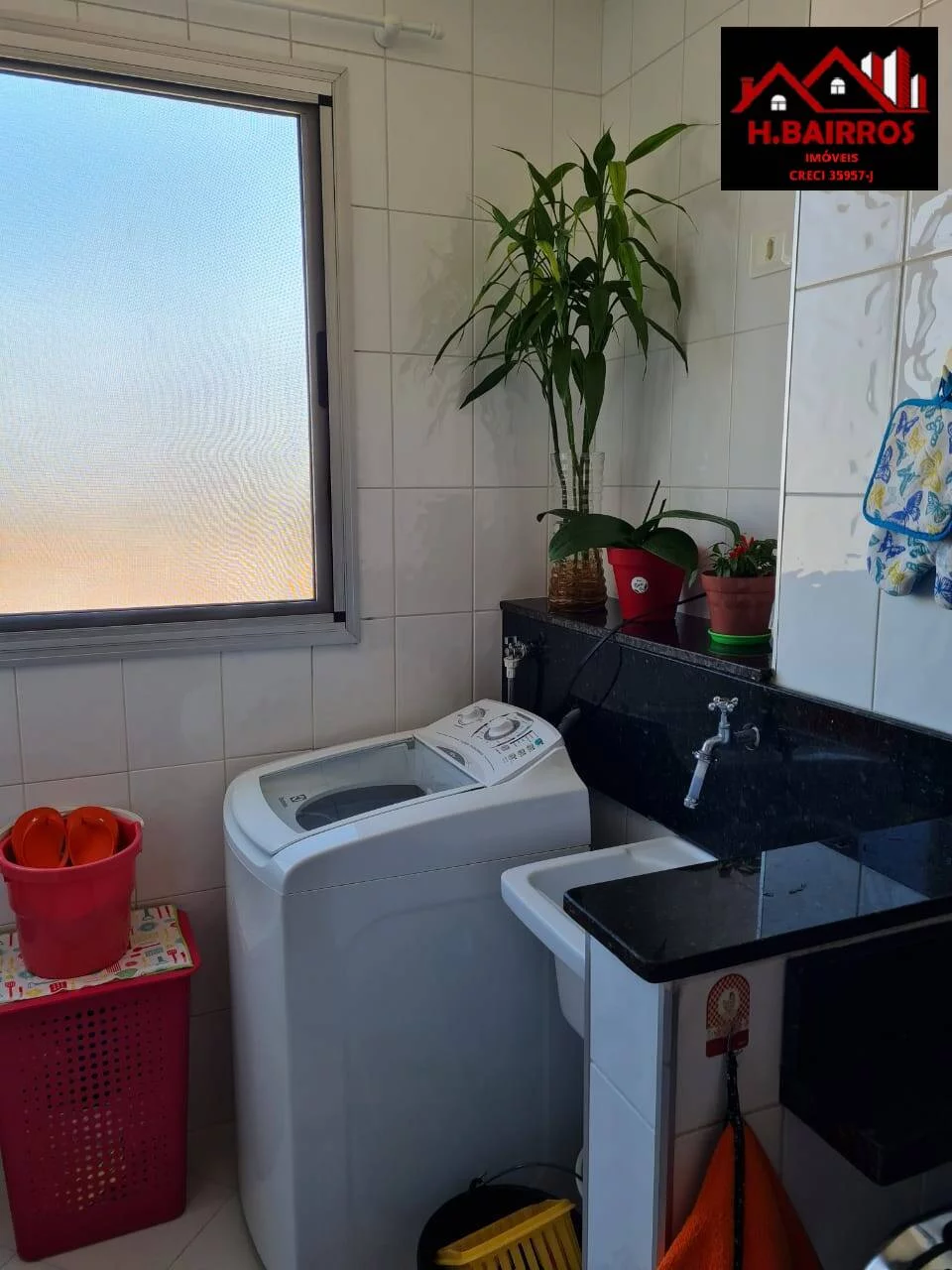 Imagem APARTAMENTO VENDE JARDIM PAULISTA 2 DORMS(1 SUÍTE),2 VAGAS DE GARAGEM,80 M