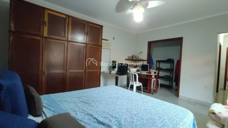 Imagem Casa térrea a venda no bairro Itapoan, Paulínia.

Excelente casa térrea com 540 metros de terreno...