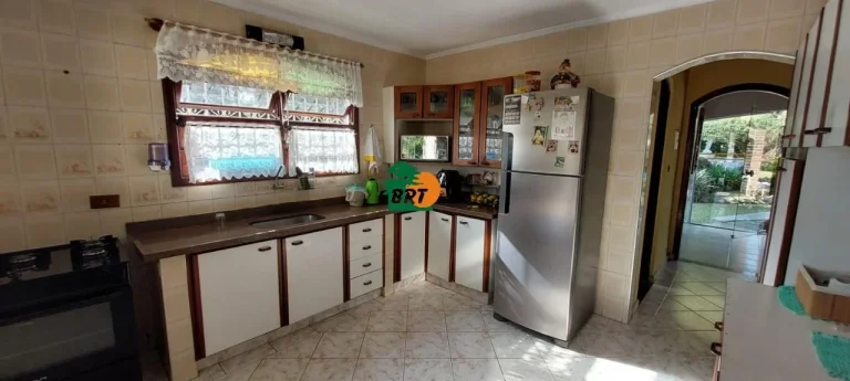 Imagem Chácara para Venda em São Roque, Planalto Verde, 3 dormitórios, 1 suíte, 1 banheiro, 2 vagas