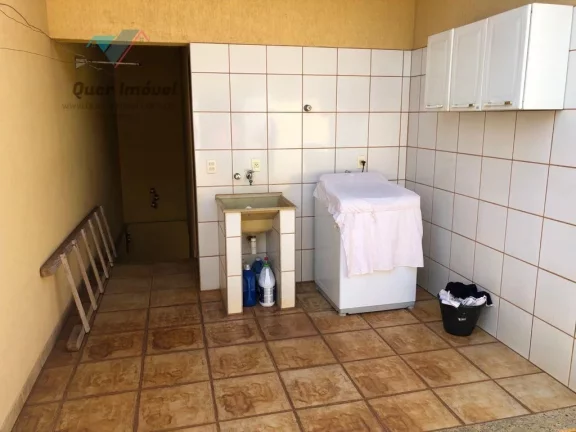 Imagem Imóvel de Luxo no Jardim Califórnia: Casa com 4 quartos e 350m² em Ribeirão Preto-SP Quer Imóvel Negócios Imobiliários