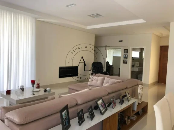 Imagem Casa de condomínio em Valinhos, Nações, com 4 quartos, 580m2