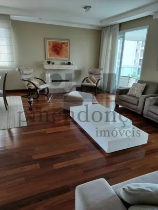 Imagem Apartamento com 180m² a venda na Pompéia, 3 suítes e 3 vagas.