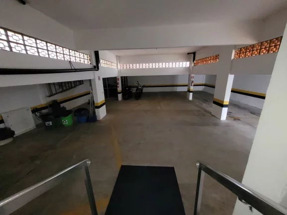 Imagem TOMBO – COBERTURA DUPLEX, LOCALIZAÇÃO PRIVILEGIADA, AMPLO, CLARO E SUPER AREJADO, 130 M² ÚTEIS, GARAGEM NO PRÉDIO.