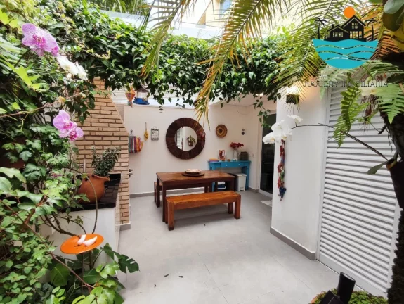 Imagem Casa a venda em Juquehy, com 4 dormitórios, 1 suíte, 02 vagas auto, churrasqueira, terraço, quarto térreo, 750m da praia | Juquehy Imobiliária