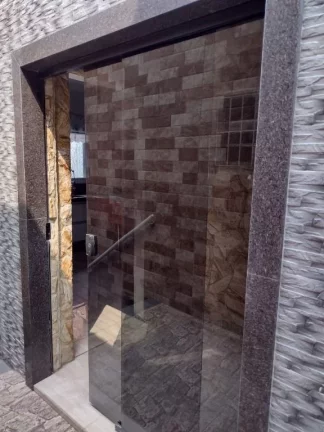 Imagem Sobrado com 3 dormitórios à venda, 220 m² por R$ 760.000,00 - Vila Júlia - Poá/SP