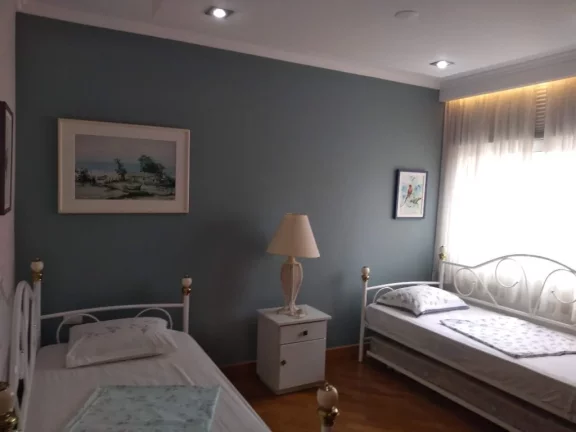 Imagem ASTÚRIAS - FRENTE AO MAR, TOTALMENTE REFORMADO, MARAVILHOSA VISTA, LAZER COM PISCINA, 02 CHURRASQ., SALÃO DE FESTAS E JOGOS, QUADRA, VAGA DE GARAGEM