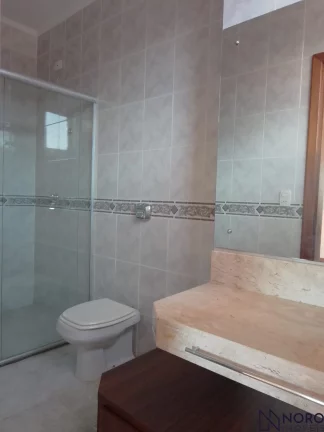 Imagem Ampla cobertura no Condomínio Bougainville de 4 dormitórios com suíte