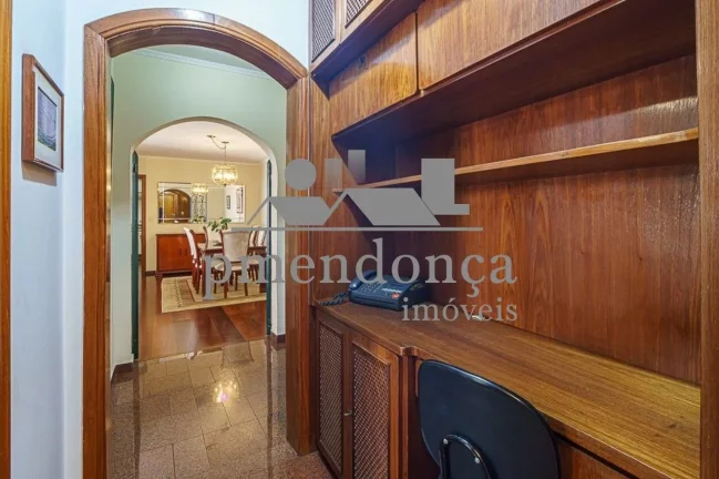 Imagem Apartamento em Perdizes com 127m², 3 quartos (1 suíte) e 2 vagas fixas.