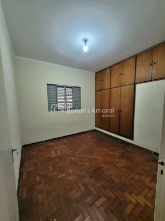 Imagem Casa térrea à venda no Jardim Conceição, Campinas, SP. 

Casa de 3 quartos, sendo 1 suíte, todo...