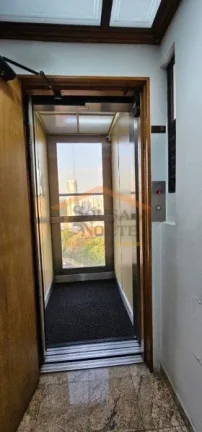 Imagem Apartamento duplex, 275m² em prédio exclusivo com apenas seis unidades. 4 dormitórios, sendo 2 su...