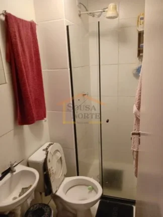 Imagem Apto semi novo, 2 dormitórios, sala 2 ambientes, cozinha com armários, área de serviço, sem vaga...