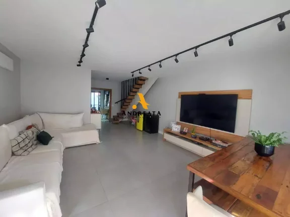 Imagem SANTA MONICA TOWN HOUSE - LINDA CASA ENTRAR E MORAR 3 QUARTOS