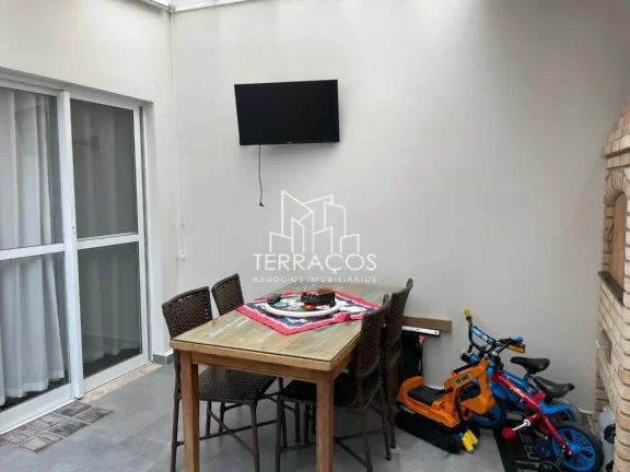 Imagem CASA À VENDA EM CONDOMÍNIO FECHADO, 2 QUARTOS, JARDIM COLÔNIA - JUNDIAÍ-SP